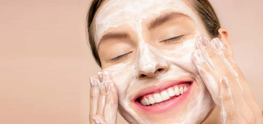 Visage qui tiraille après le lavage